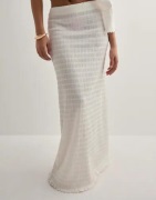 Nelly - Valkoinen - Stunning Structure Maxi Skirt