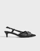 Nelly - Musta - Pointy Buckle Slingback