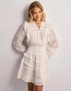 Neo Noir - Valkoinen - Harmoni S Voile Dress