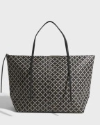 By Malene Birger - Musta - Leesa