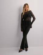 Nelly - Musta - Cute Lace Blouse Top