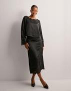 Vero Moda - Musta - Vmmerle Lace Hw 7/8 Skirt Wvn Ga