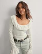 Nelly - Valkoinen - Stunning Frill Blouse Top