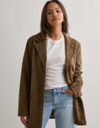 Only - Ruskea - Onltulip Faux Suede Blazer Coat Otw