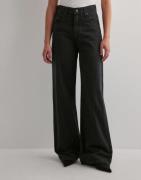 Levi's - Musta - Cinch Baggy
