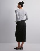 Pieces - Musta - Pcjessie Hw Denim Midi Skirt Noos E