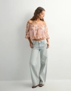 Nelly - Kukallinen - Floral Bouquet Blouse