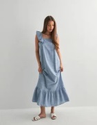 Pieces - Sininen - Pcapia Sl Square Neck Ankle Dress M