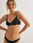 Nelly - Musta - Simplicity Lace Bra