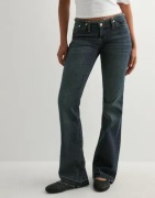 Nelly - Sininen - No Waist Bootcut Jeans