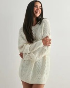 Nelly - Valkoinen - Oversized Cable Knit Sweater