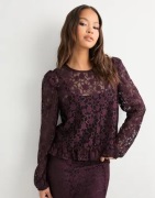 Vero Moda - Punainen - Vmmeta Lace Ls Top Wvn Ga