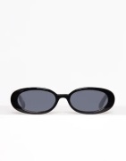 Le Specs - Musta - Outta Love