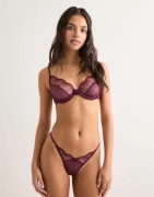 Nelly - Punainen - Blissful Thong