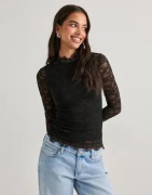 Nelly - Musta - Lace LS Top