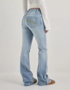 Nelly - Sininen - Low Waist Bootcut Stitch Jeans
