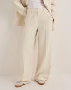 Nelly - Valkoinen - Mid Waist Wide Suit Pants