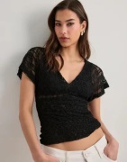 Nelly - Musta - Lace Waist Focus Top