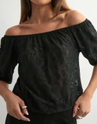 Nelly - Musta - Breezy Lace Top