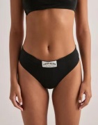 Calvin Klein Underwear - Musta - Thong