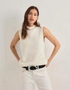 Neo Noir - Valkoinen - Odelia Knit Top