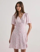 Vero Moda - Vaaleanpunainen - Vmalba Ss Short Dress Wvn Ga Noos