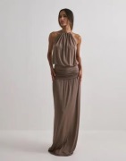 Nelly - Ruskea - Low Waist Flowy Maxi Skirt